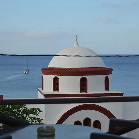 Casa de hóspedes Romantzo 3*