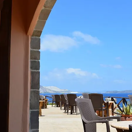 Romantzo Pensión 3*