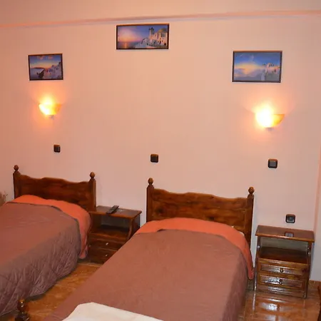 Romantzo Casa de hóspedes Mandrákion