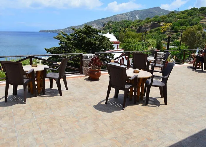 Romantzo Maison d'hôtes Mandrákion